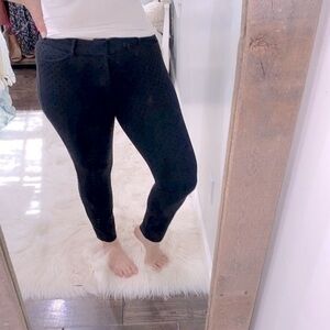 Old Navy black pixie pants size 10